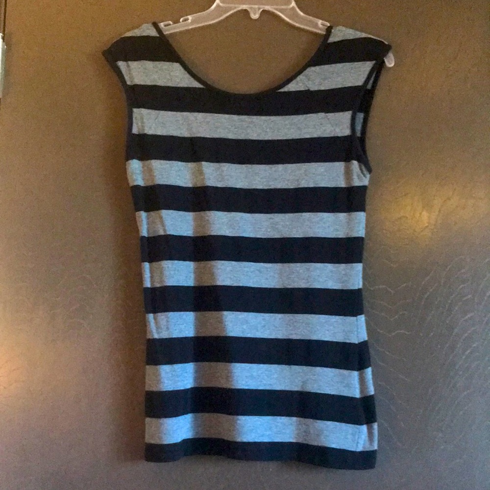 Black and Gray-Striped Cap-sleeved Top